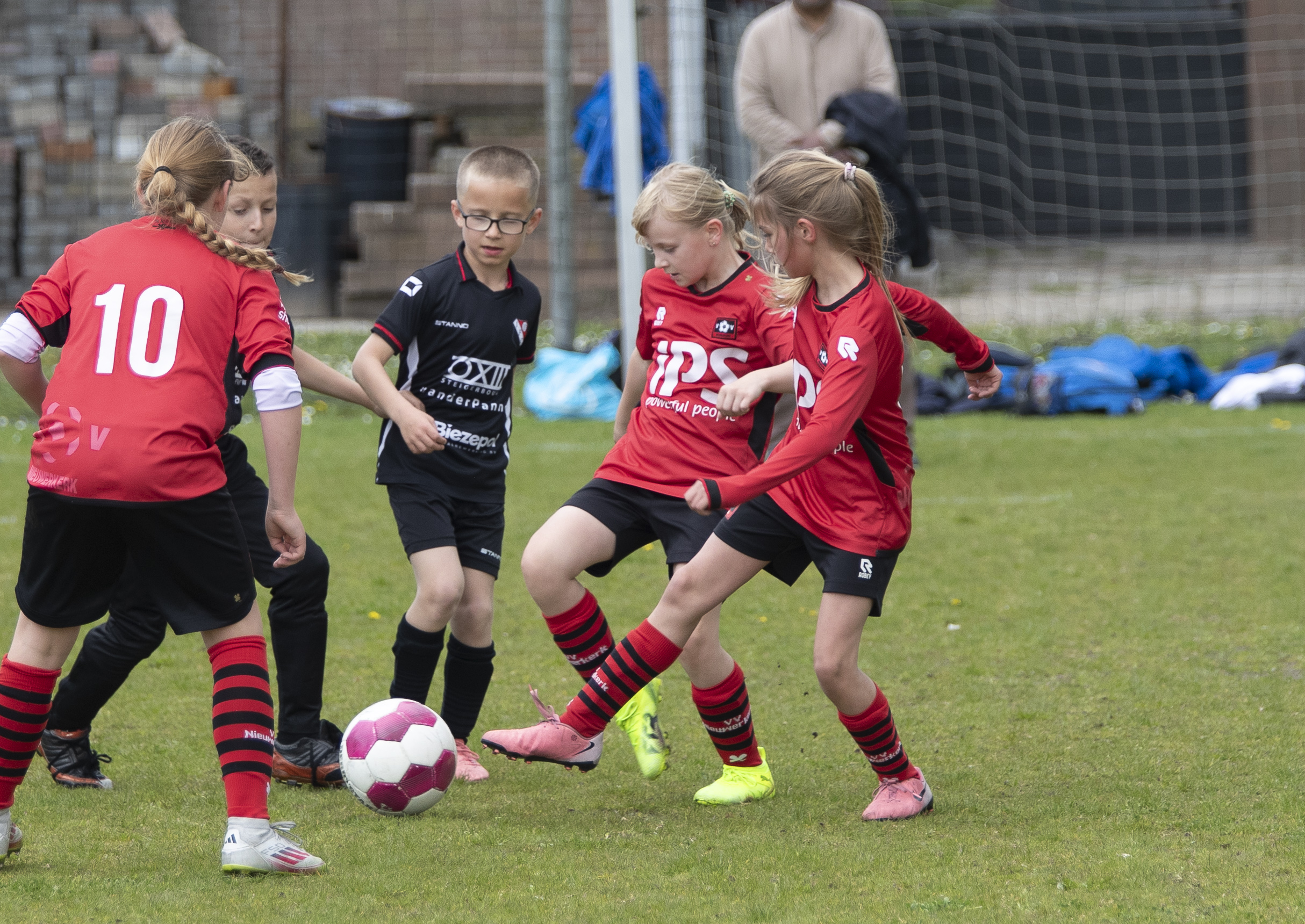 Jeugdspelers IFC tijdens Paastoernooi 2025